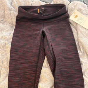 NWT capri leggings